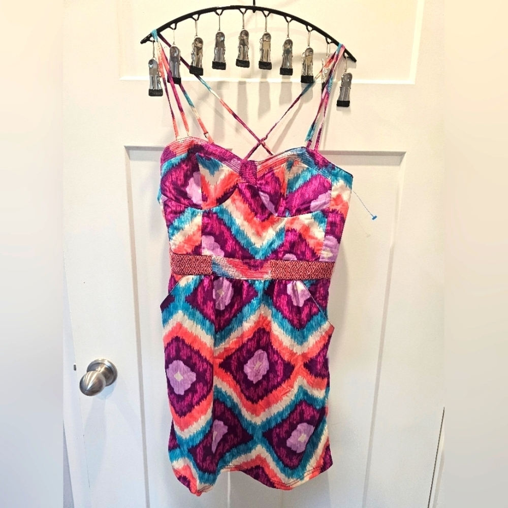 American Eagle Strappy Chevron Mini Dress Size 4 Purple Pink Festival Boho